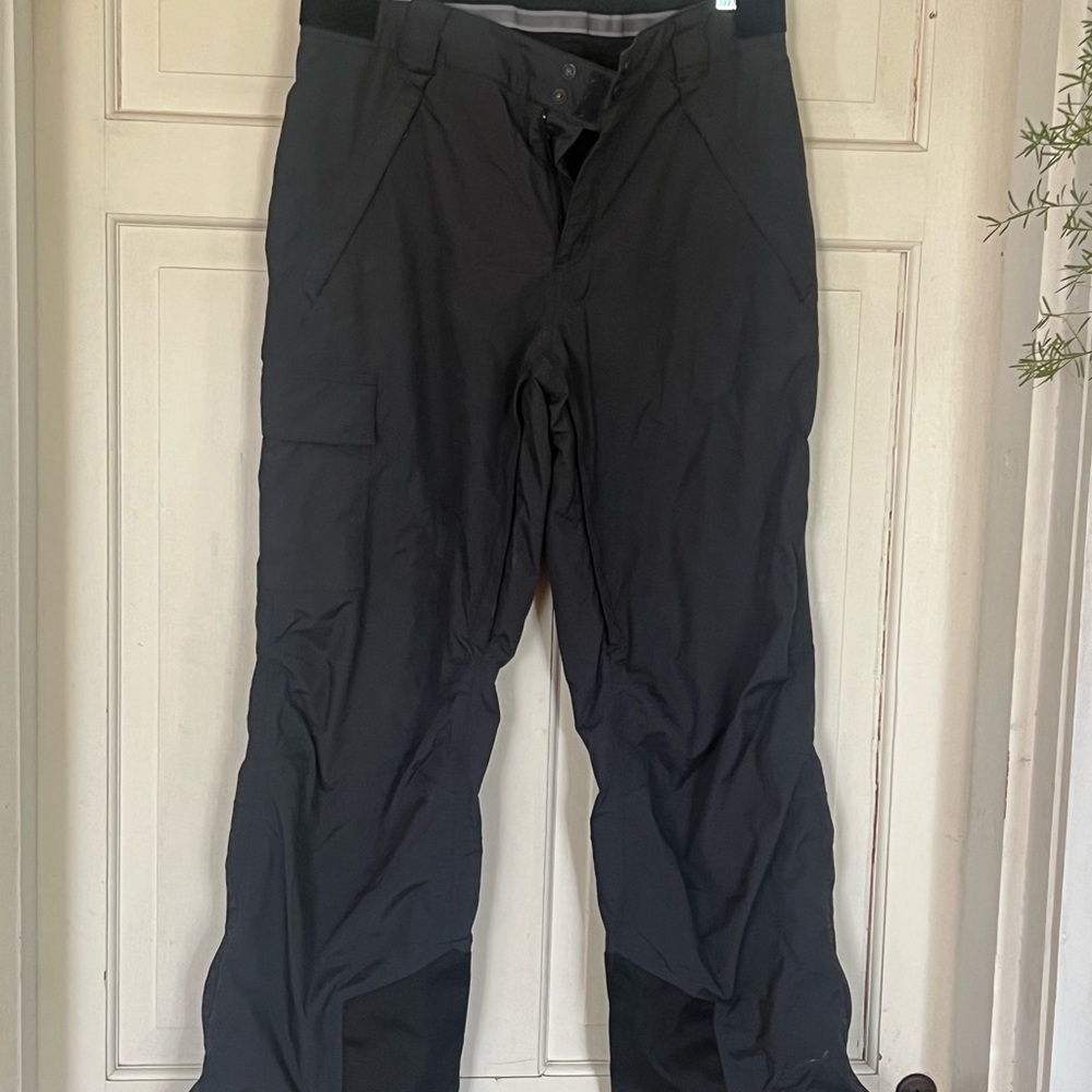 Women’s black EMS snow pants